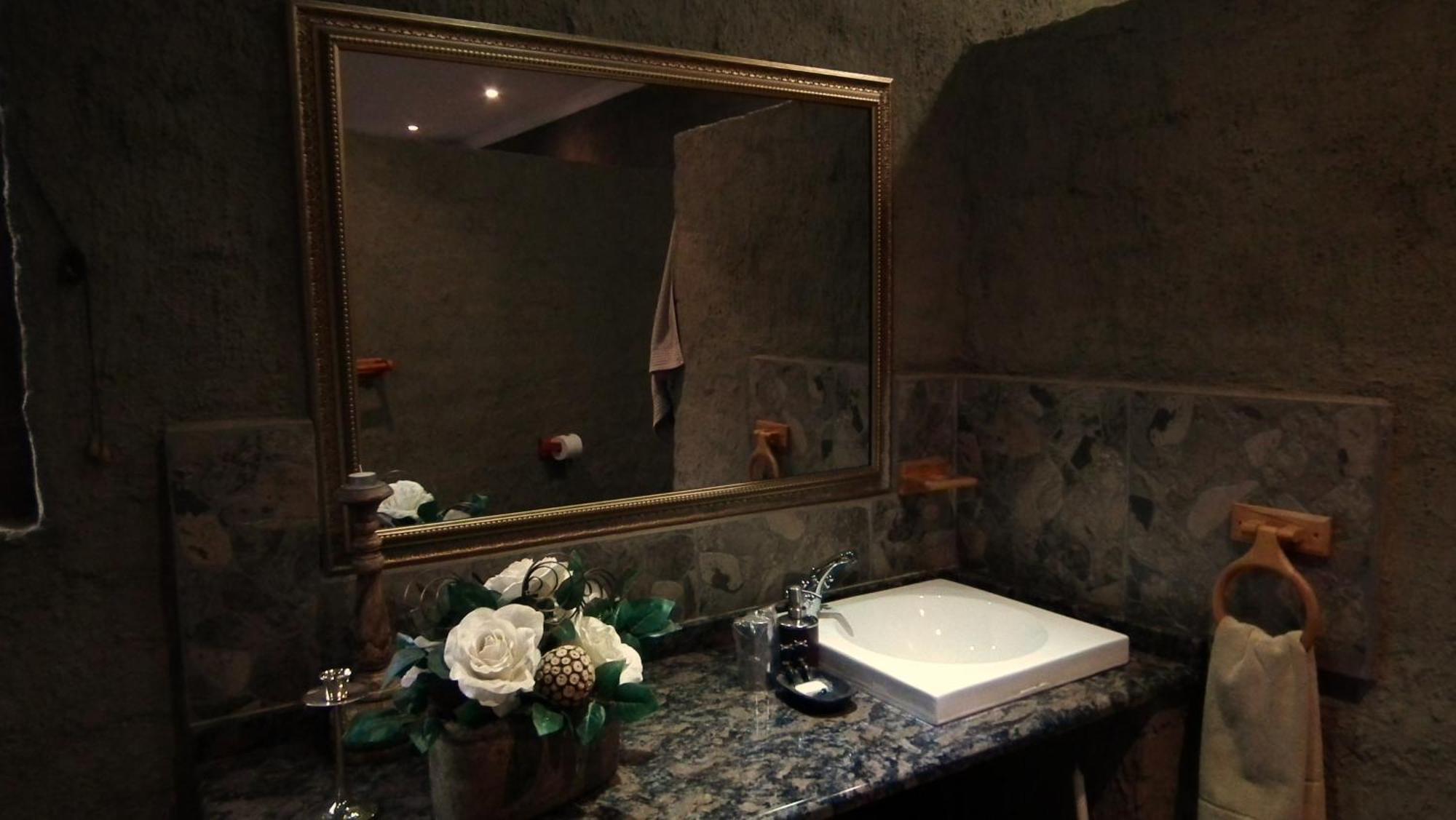 Kliphuisjes Dullstroom Bilik gambar