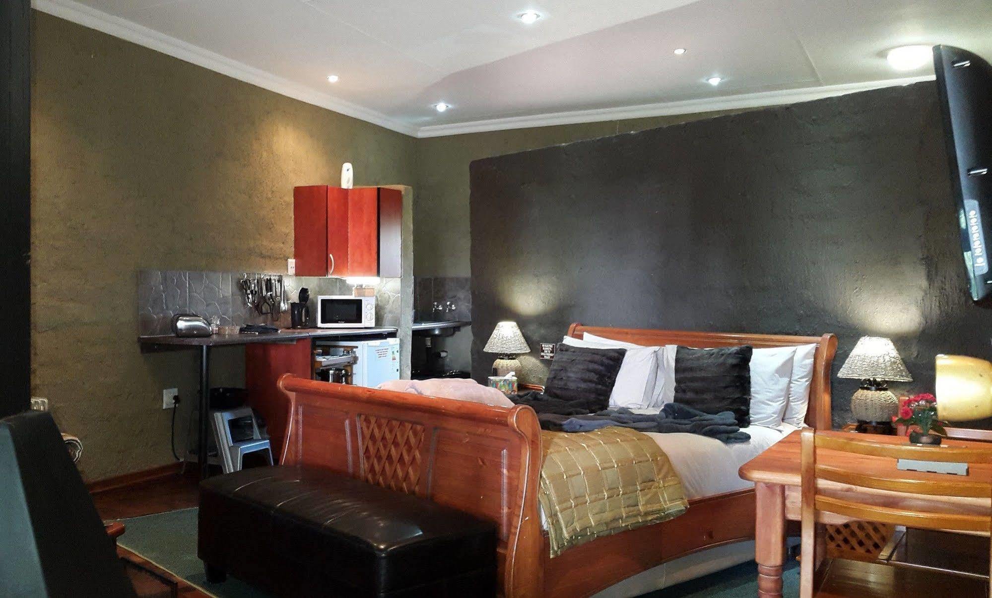 Kliphuisjes Dullstroom Luaran gambar
